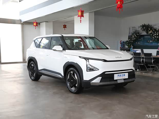 Kia отзывает 381 электромобиль EV5 из-за сбоя дисплея