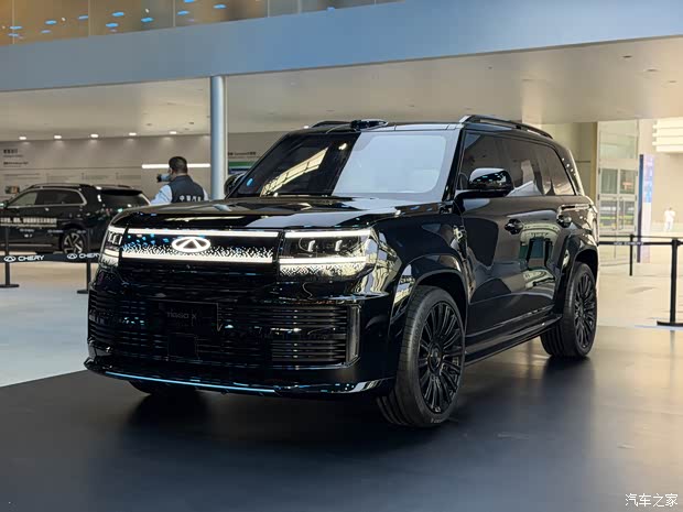 Chery показала 57 машин в Пекине: флагман Tiggo X с 350 кВт