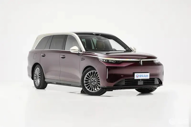 Wey V9X: 6-местный люксовый кроссовер с разгоном в 4 секунды уже доступен для заказа