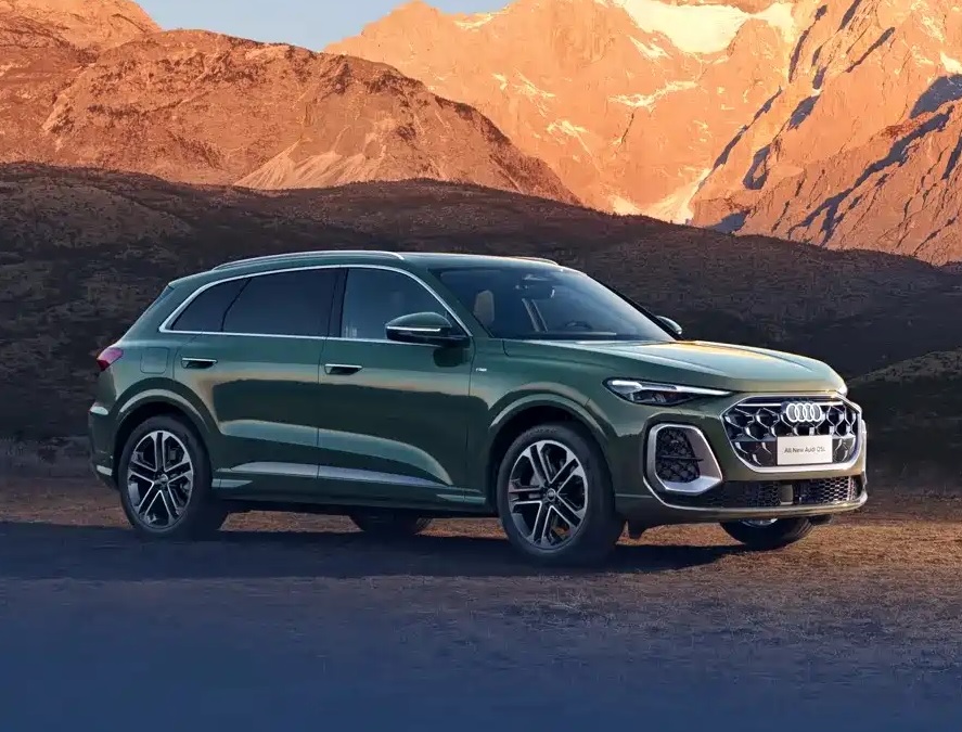 Audi Q5L Smart Hybrid поступил в продажу: 200 кВт и гибрид за 3,6 млн рублей