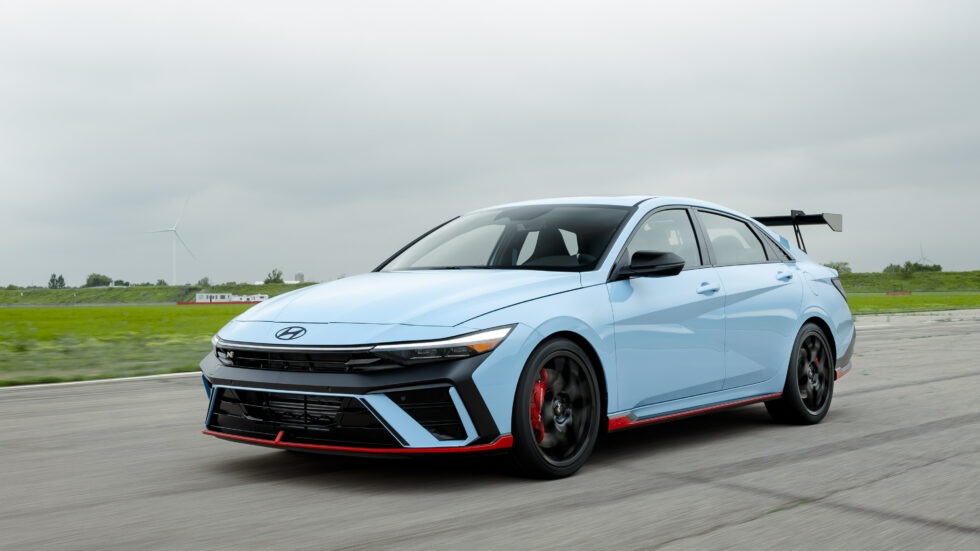 Hyundai Elantra N TCR Edition 2026 наконец доехала до США