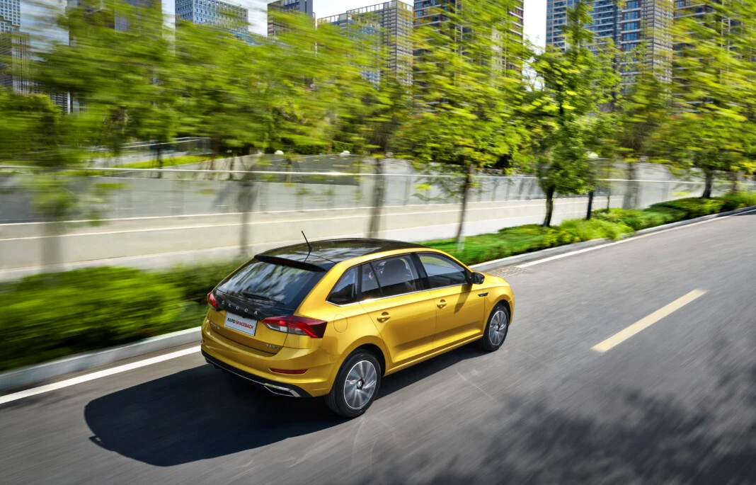 Эти авто стоят всего 900 000 рублей, а надежность как у машин из салона: новый рейтинг для России