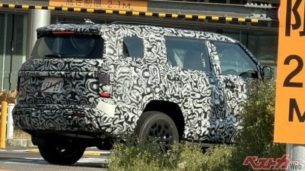 Новый Mitsubishi Pajero уже замечен на тестах: дебют в 2026 году