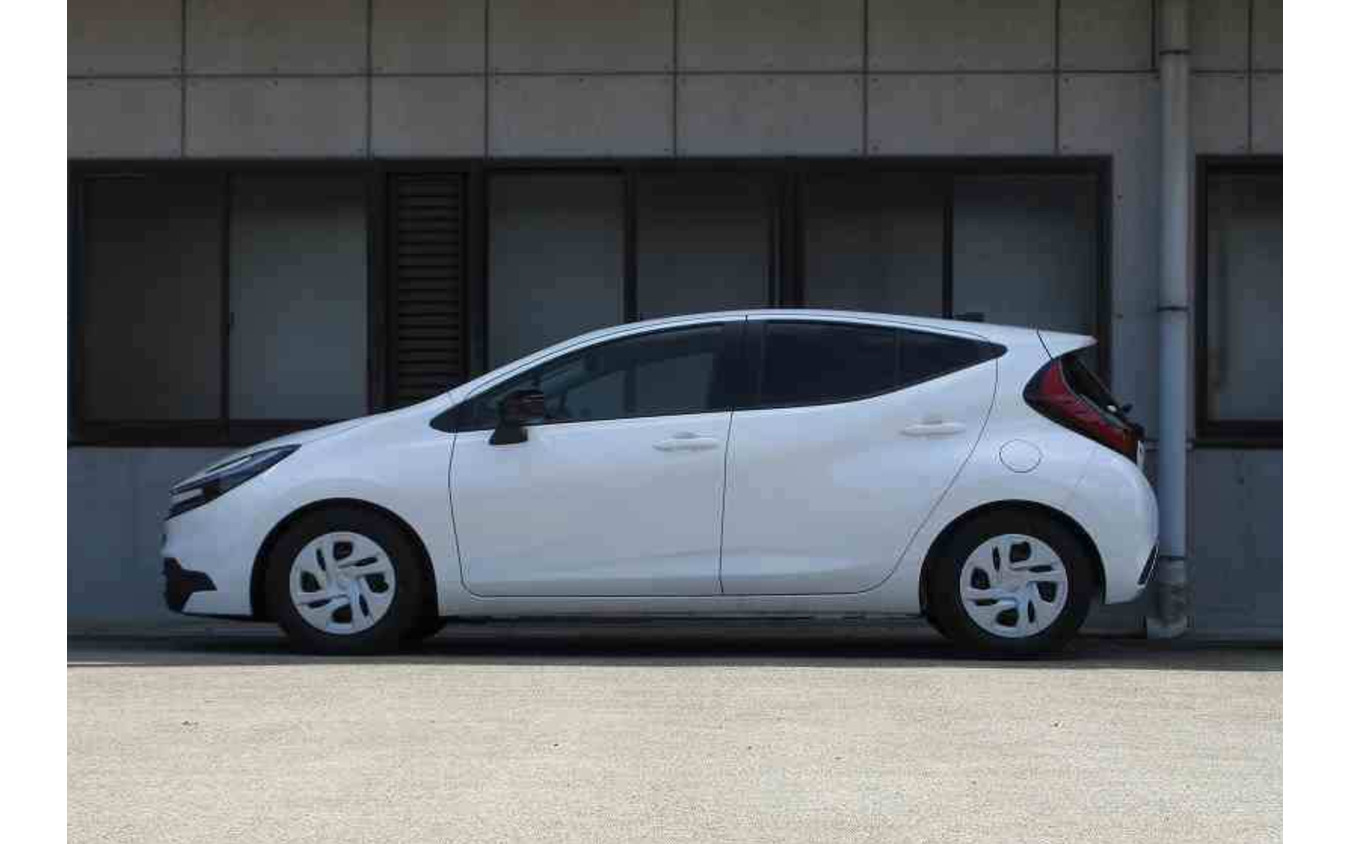 Tanabe выпустил пружины для Toyota Aqua: занижение без потери комфорта