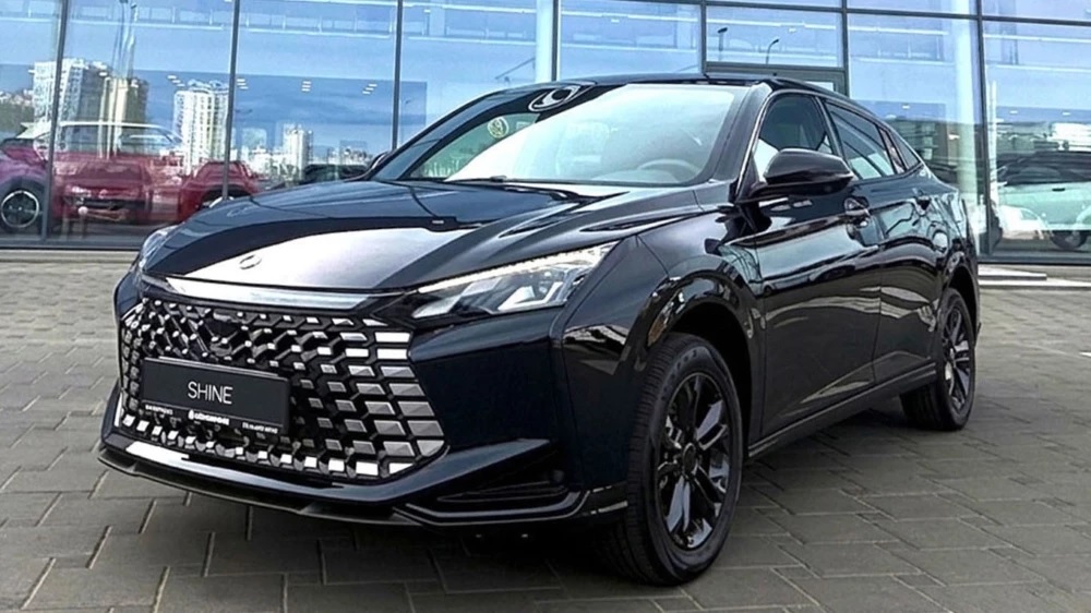 Dongfeng Shine теперь собирают в Беларуси: цена уже известна