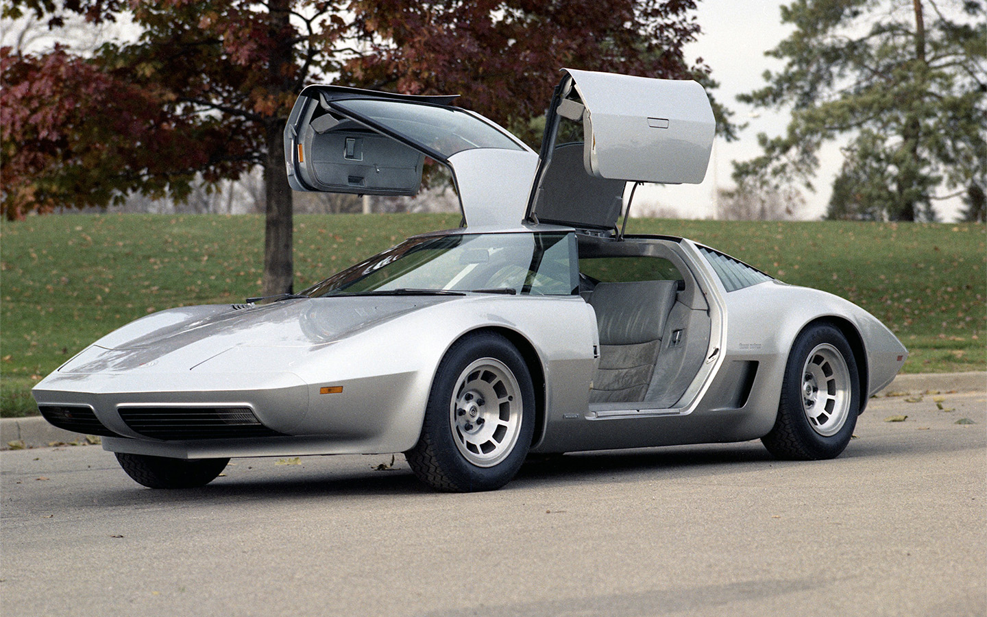 Джон Делореан убил Chevrolet Aerovette, но не смог его забыть