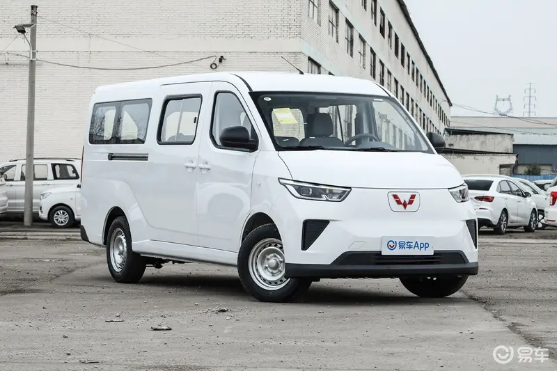 Wuling Yangguang 2026: 440 км хода и зарядка до 80% за 20 минут