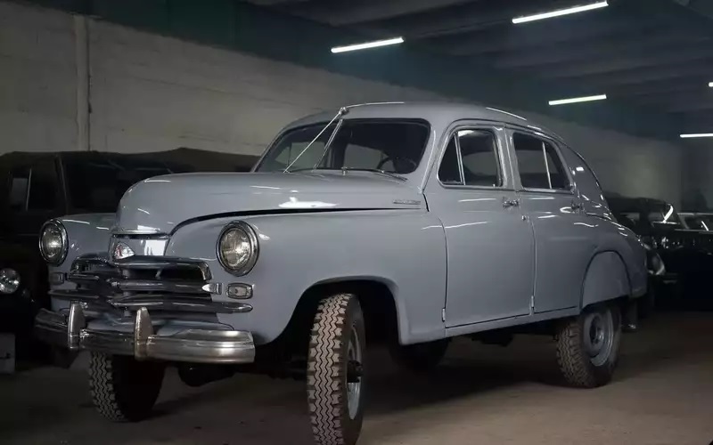 ГАЗ-69 и Победа стали донорами для секретного советского авто 1955 года: на продажу выставлен ГАЗ-М72
