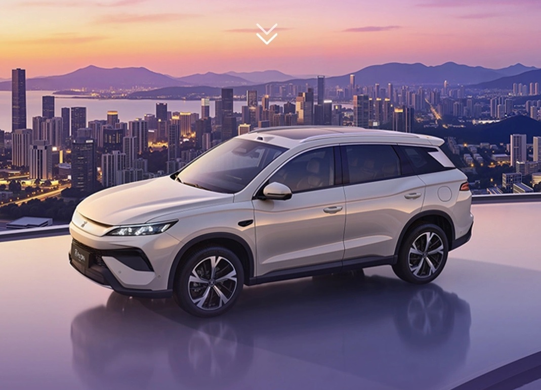 BYD Song Pro DM-i уже в салонах: 1 735 км и холодильник в базе