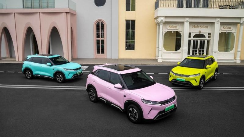 BYD Yuan UP побил рекорд продаж: почти 24 000 за месяц
