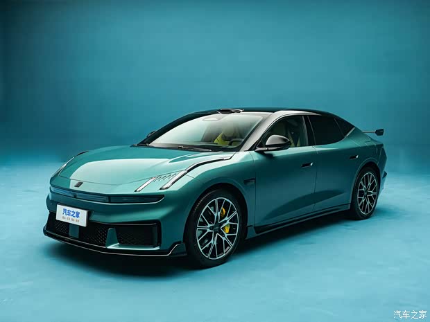 Lynk & Co 10+ с 925 л.с. дебютировал в Пекине: что он умеет