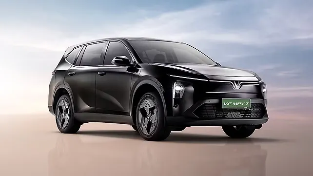 Vinfast VF MPV 7 дебютирует 15 апреля: 500 км без подзарядки