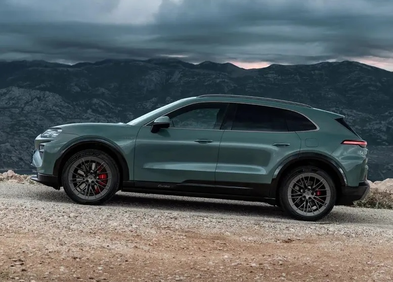 Электрический Porsche Cayenne дебютирует в Пекине