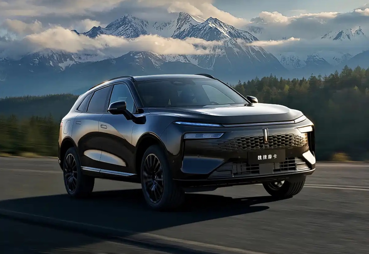 WEY Mocha Hi4 Max обновился: 350 кВт и 165 км на электротяге