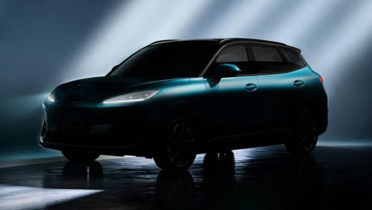 Chery запускает люксовый бренд: новый Lepas L4 EV бросит вызов BMW и Mercedes