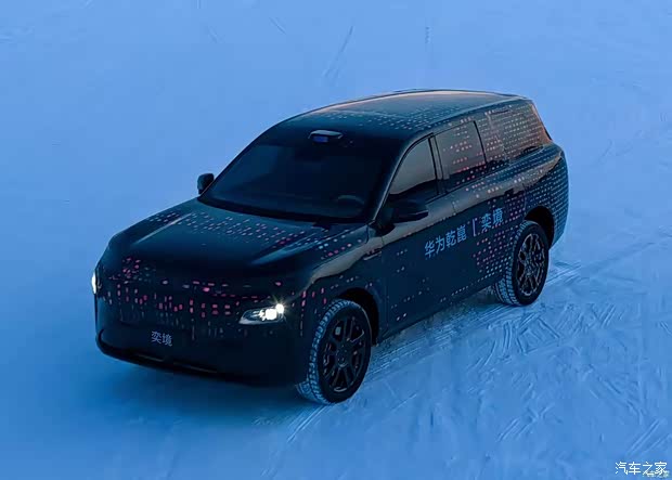 Папарацци засняли флагманский Yijing X9 за день до дебюта