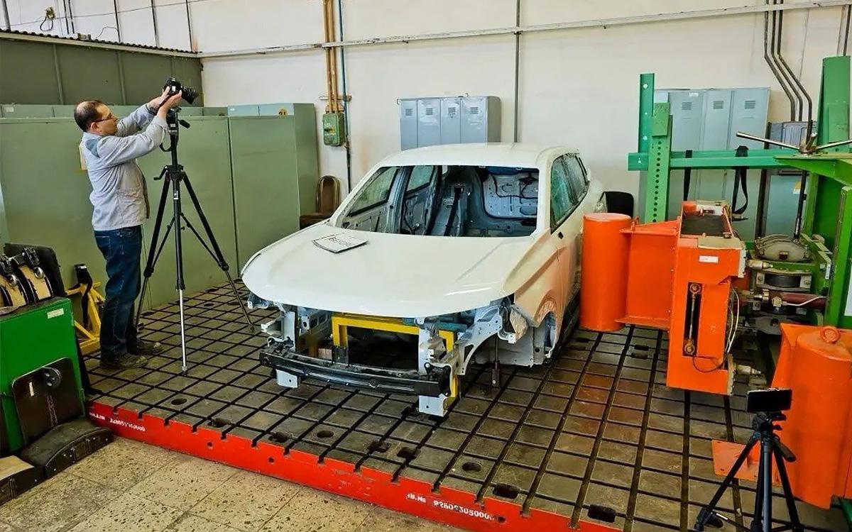 «Азимут» выдержал 9 тонн: АвтоВАЗ раскрыл тесты нового Lada