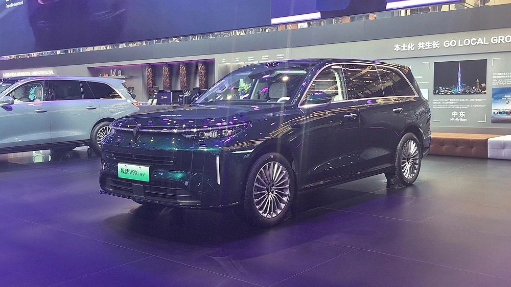 Флагман Wey V9X едет в РФ: 748 л.с. и 1700 км на одном баке