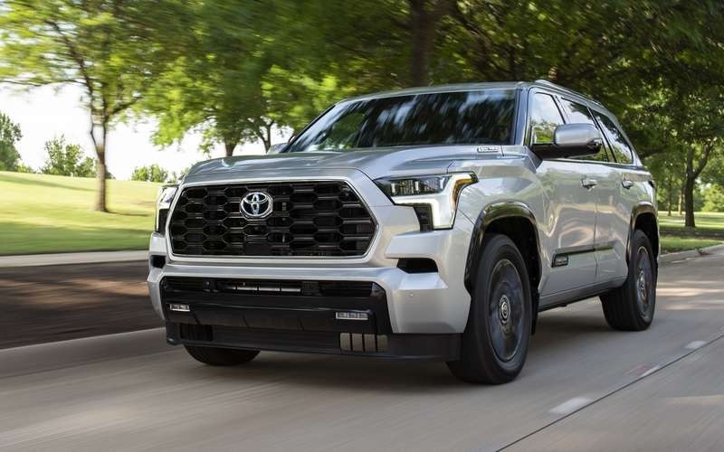 Toyota Sequoia продаётся в РФ за 12 млн рублей: только в двух городах
