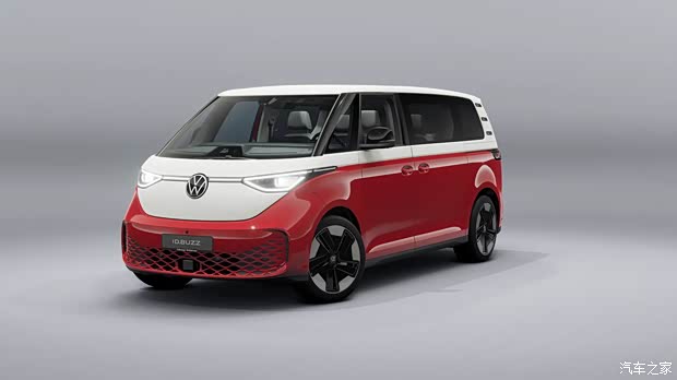 VW ID. Buzz обновился: сенсорный руль наконец заменили на кнопки