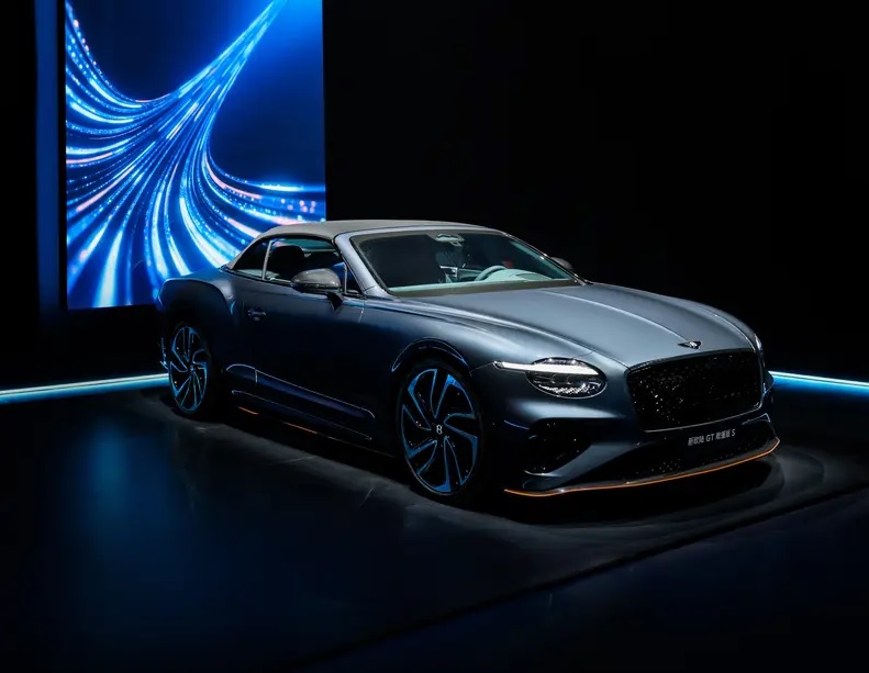 Bentley Continental GT S дебютировал с мотором на 680 л.с. и обошёл W12