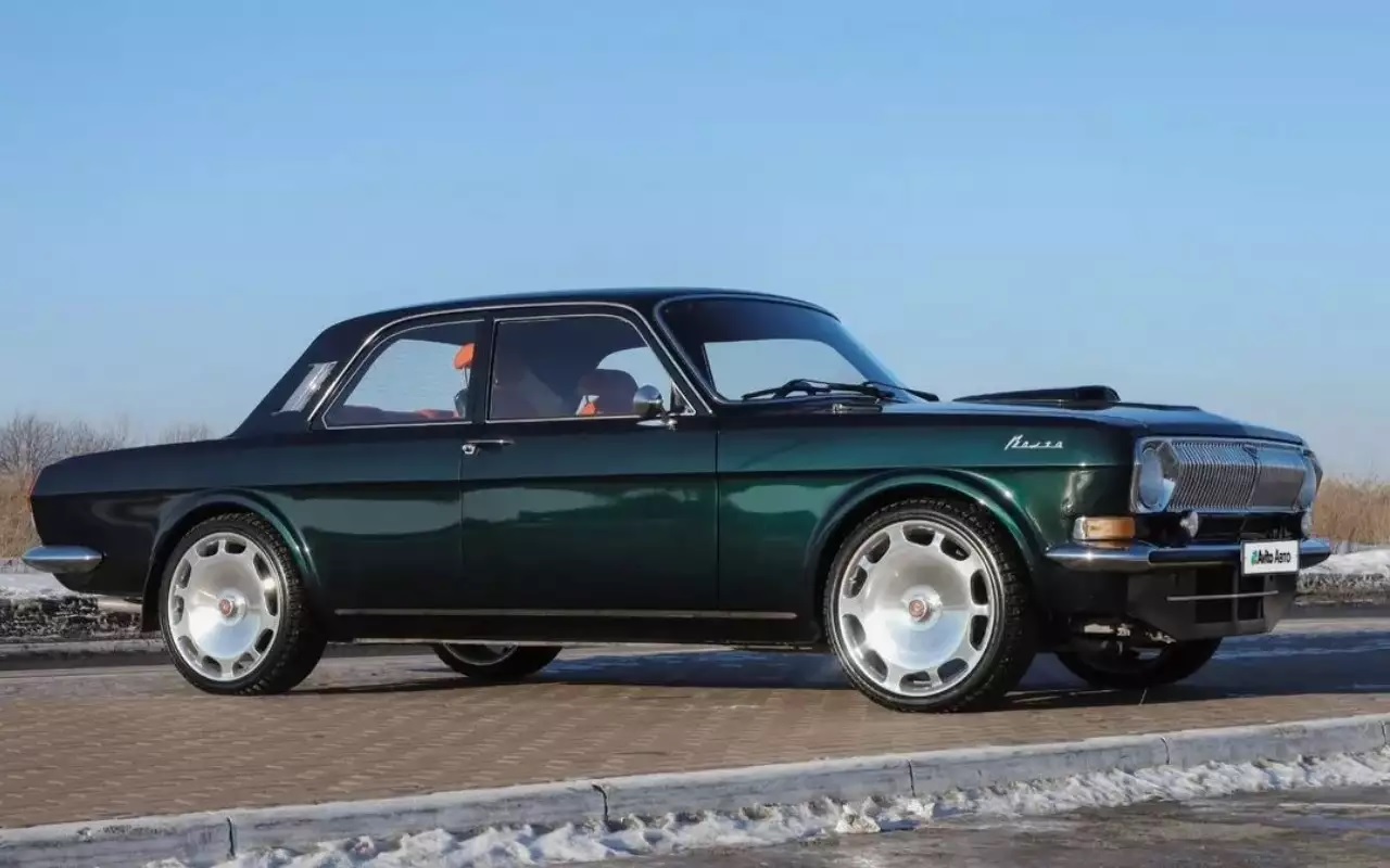 Волгу ГАЗ-24 скрестили с Mercedes S500: продают за 5 млн рублей в Екатеринбурге