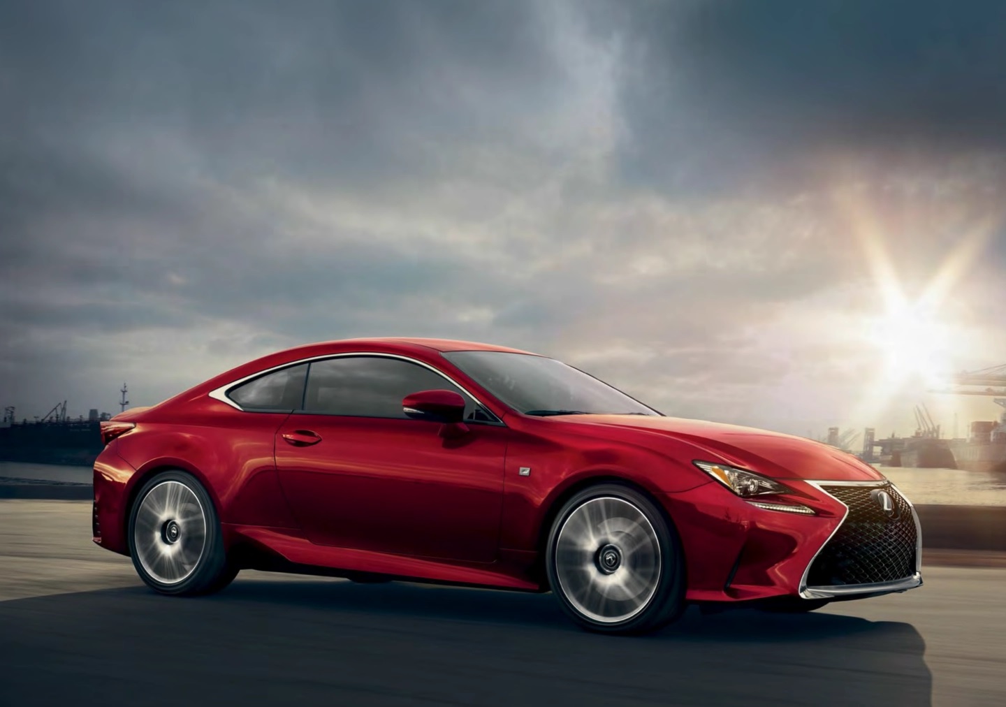 Lexus RC F отзывают из-за дефекта, грозящего остановкой мотора