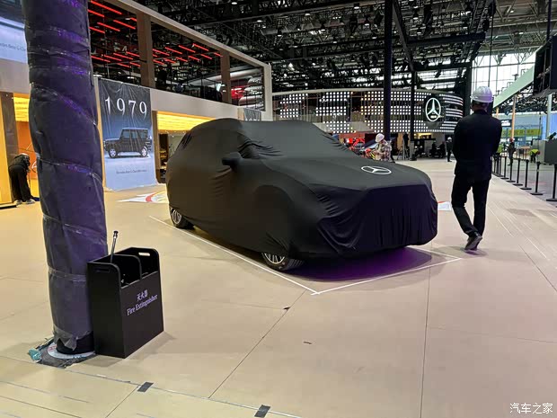 Первый Mercedes-Benz GLC EV на платформе MB.EA: 703 км хода
