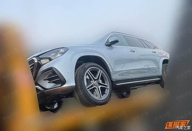 «Звёздные» фары и новый V8: рестайлинг Mercedes GLS показан на фото