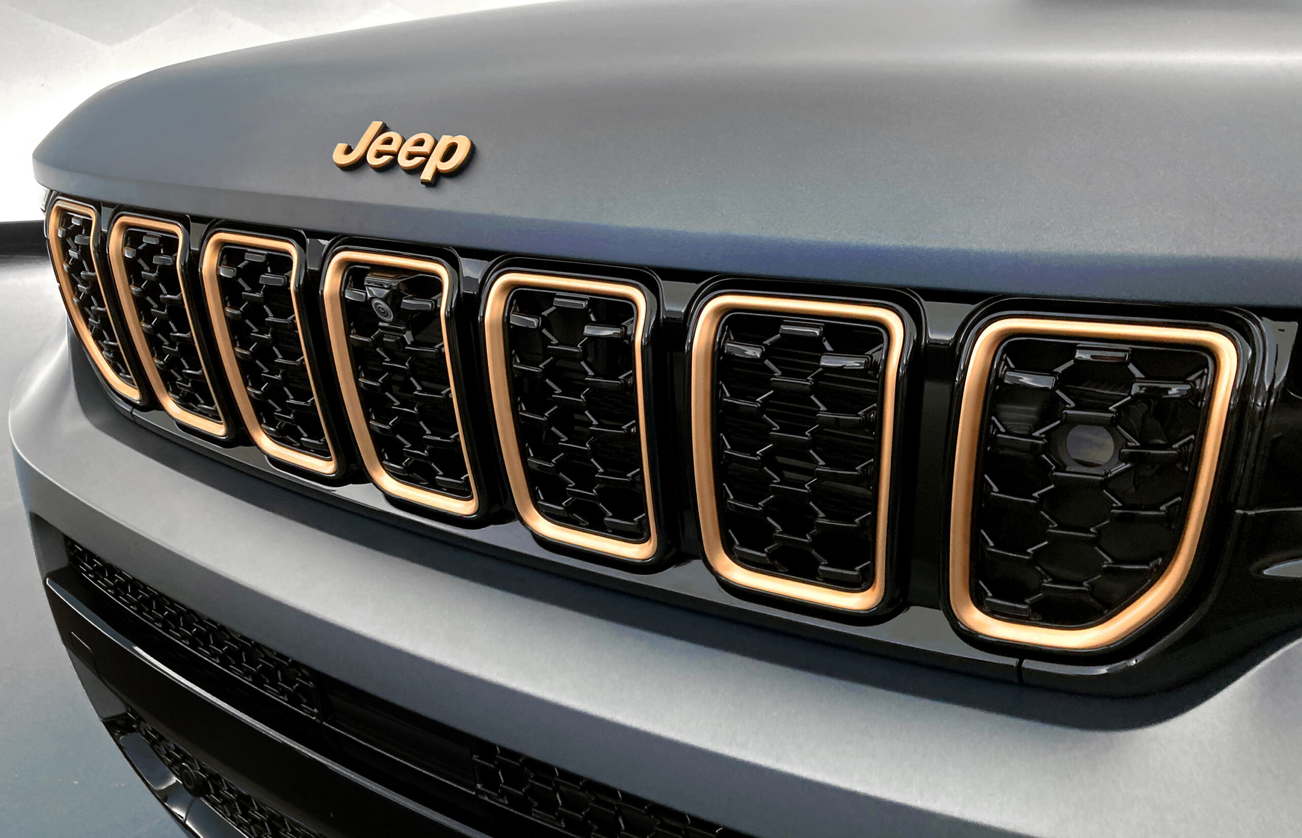 Jeep впервые построит свои внедорожники на платформе Tata Motors