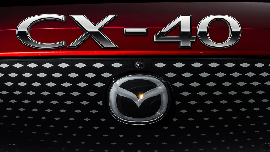Mazda зарегистрировала новый кроссовер CX-40 — он займет место между CX-30 и CX-50