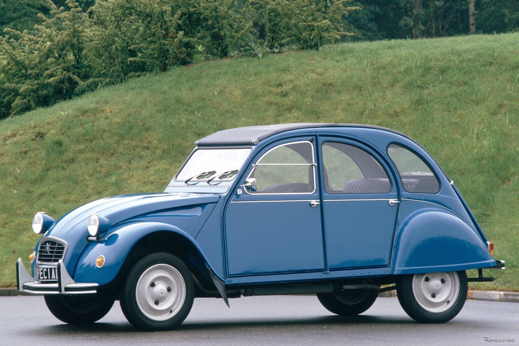 Citroen официально работает над наследником легендарного 2CV
