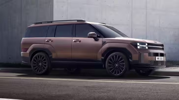 Новый Hyundai Santa Fe 5-го поколения добрался до РФ