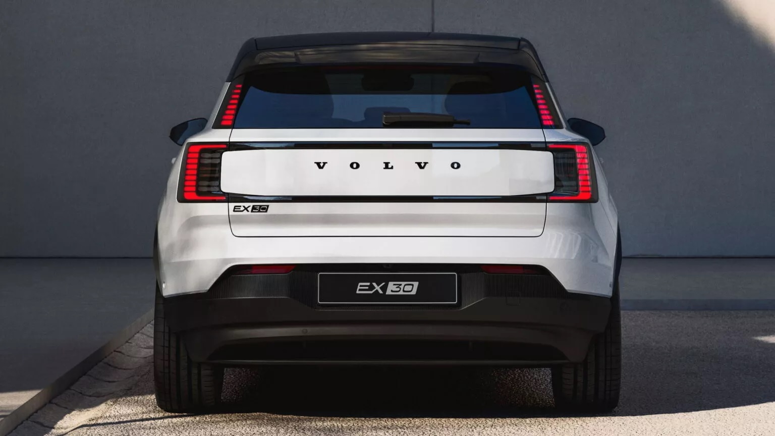 Volvo уже разрабатывает замену снятому с продаж EX30