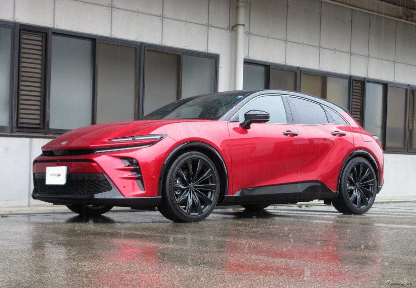 Tanabe выпустит пружины Sustec NF210 для Toyota Crown Sports с панорамной крышей