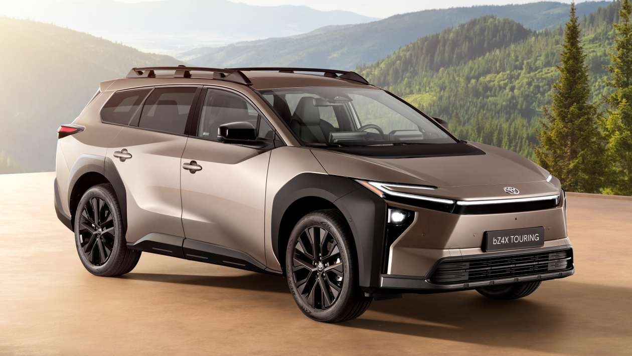 Toyota патентует виртуальную механику с педалью сцепления для электрокаров