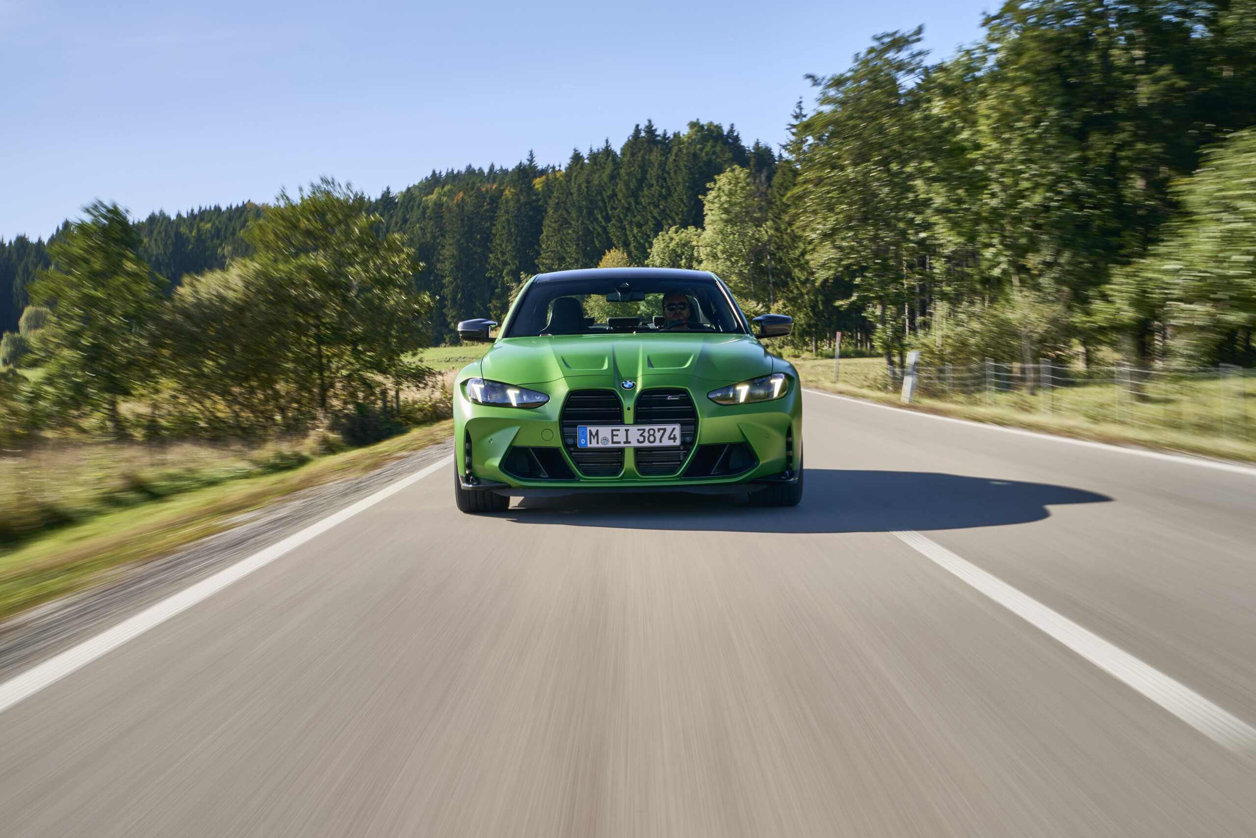 BMW резко теряет прибыль: маржа упала до 1–3% из-за Китая