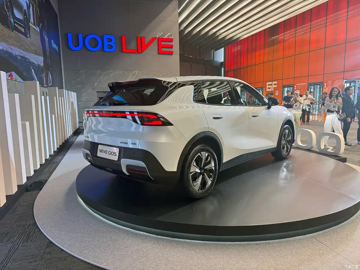 Changan NEVO Q05 вышел на рынок Таиланда от 629 990 бат