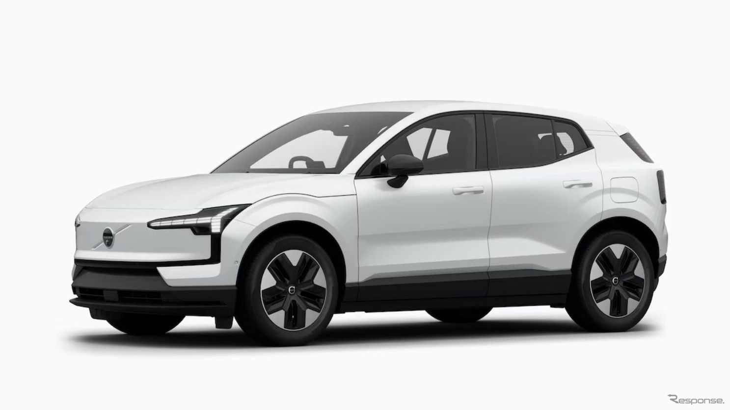 Volvo EX30 обновился в Японии: другие имена комплектаций и интерьер