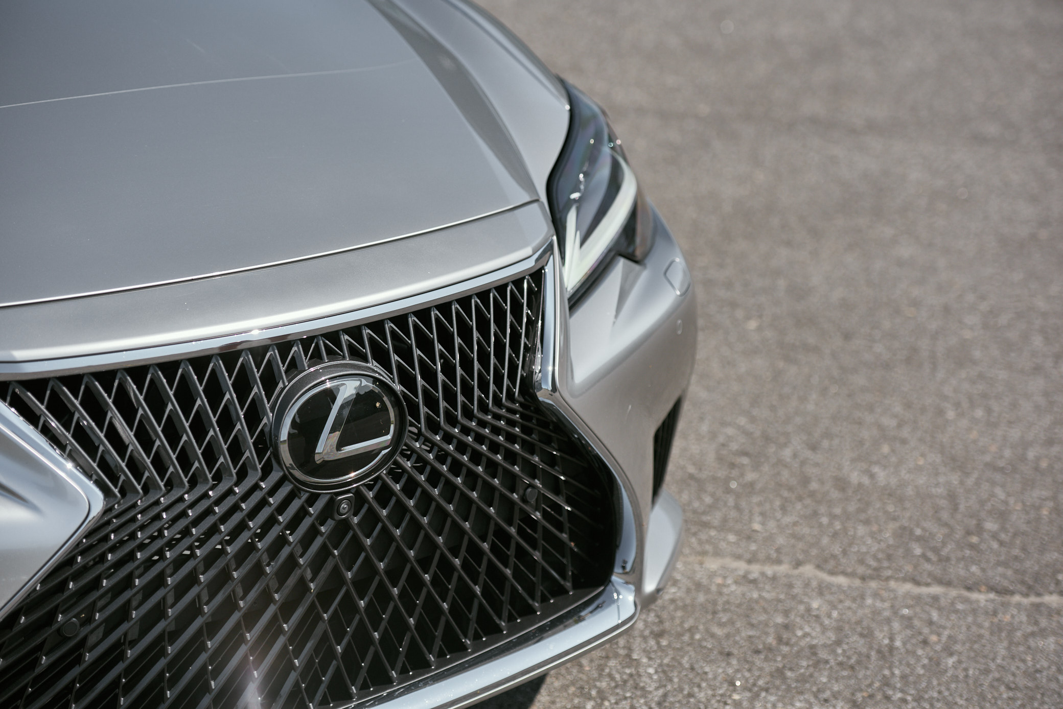 Toyota заморозила разработку электрического Lexus LF-ZC