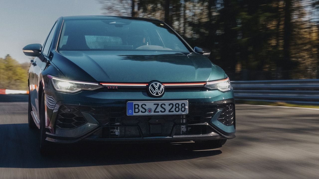 VW Golf GTI Edition 50 побил рекорд Нюрбургринга у Honda