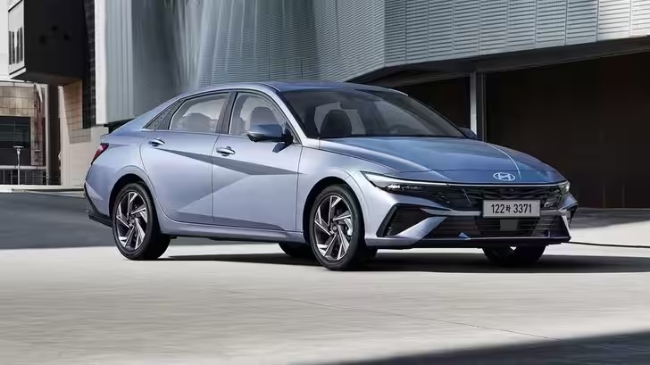 Седан Hyundai Elantra в комплектации GLX Elite Edition появился в РФ за 1,27 млн рублей