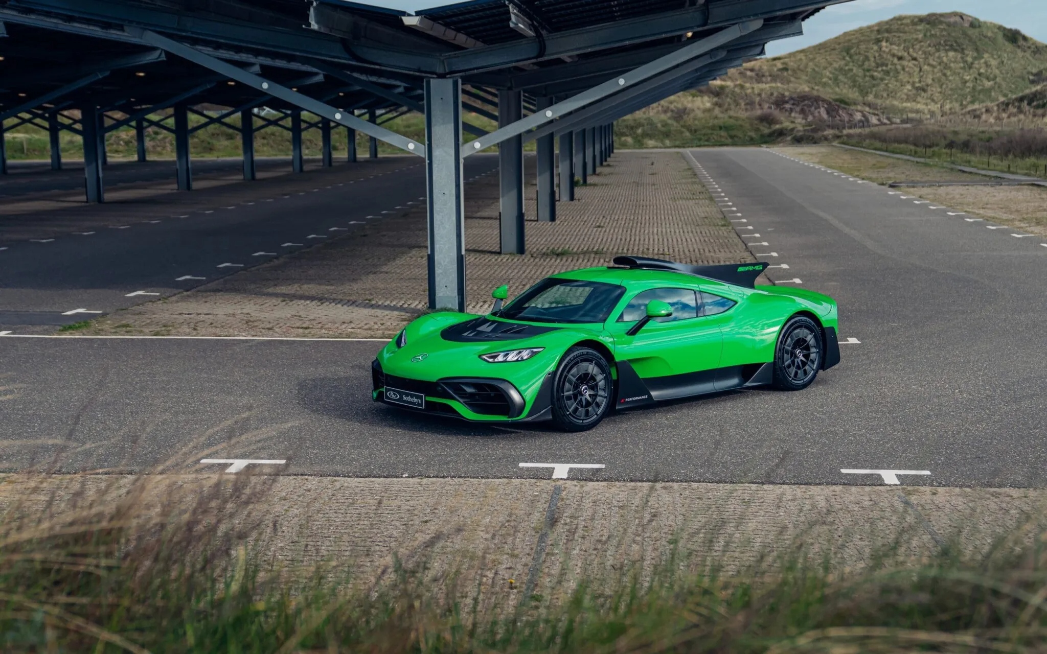 ТО за 37 610 евро: обслуживание Mercedes-AMG One с 185 км пробега