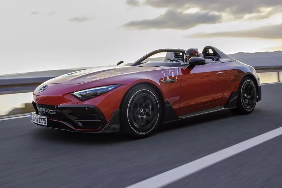 Один из 250: редкий суперкар Mercedes-AMG PureSpeed выставили на продажу за 107 млн рублей