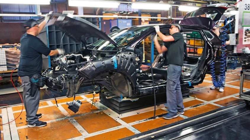 Nissan объединит линии в Сандерленде: под угрозой 950 рабочих мест