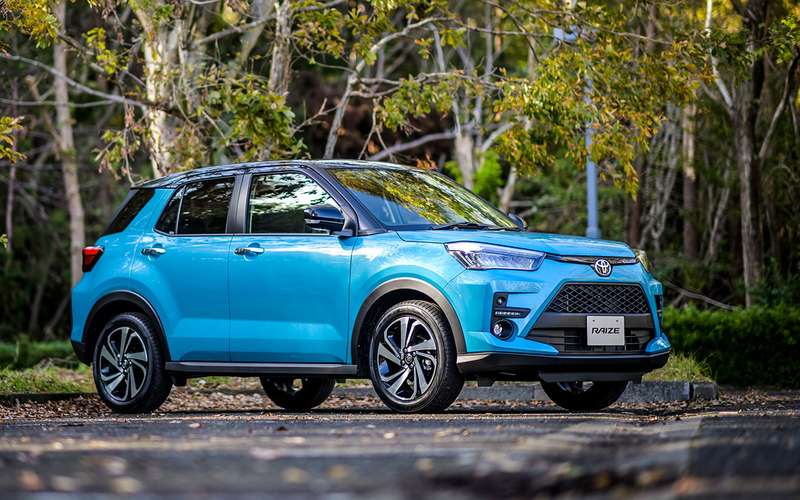 Toyota Raize появился у российских дилеров: цены названы