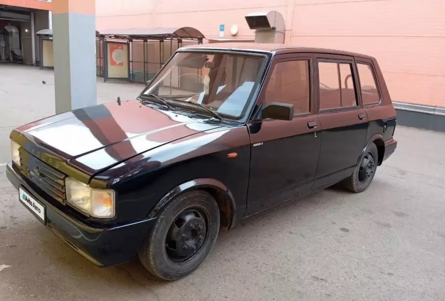 В Краснодаре продают редкий автомобиль — один из 115 экземпляров Metrocab Taxi