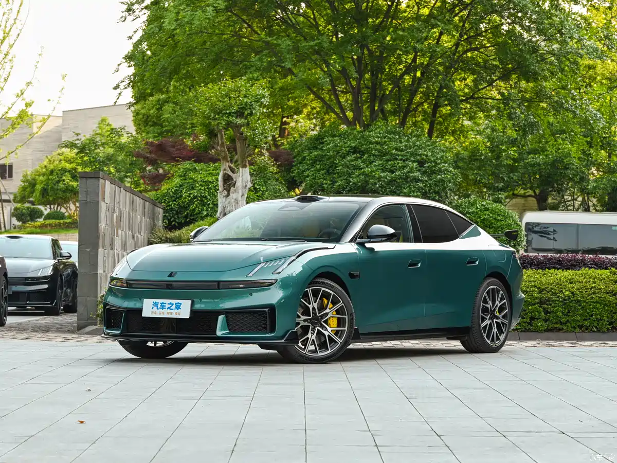 Lynk & Co. 10 уже в продаже: старт от 169 900 юаней