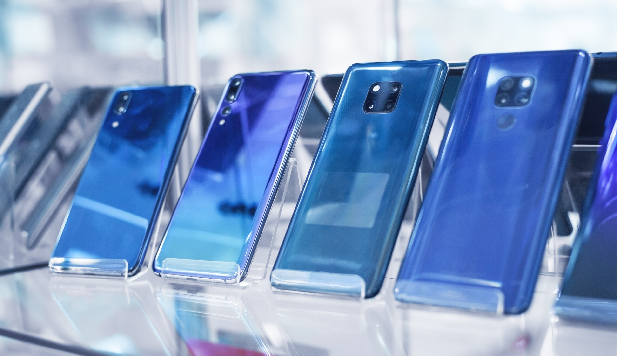 Xiaomi обновила смартфоны Redmi и Poco со статусом EOL