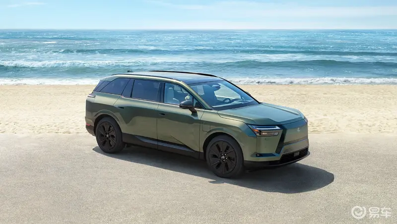 Lexus впервые представил флагманский трёхрядный электровнедорожник TZ